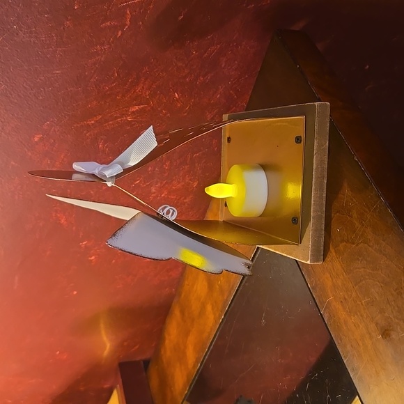 Young's Inc.Tin Tabletop Christmas Angel "Believe" Laser Cut Design Candleholder - Picture 6 of 9